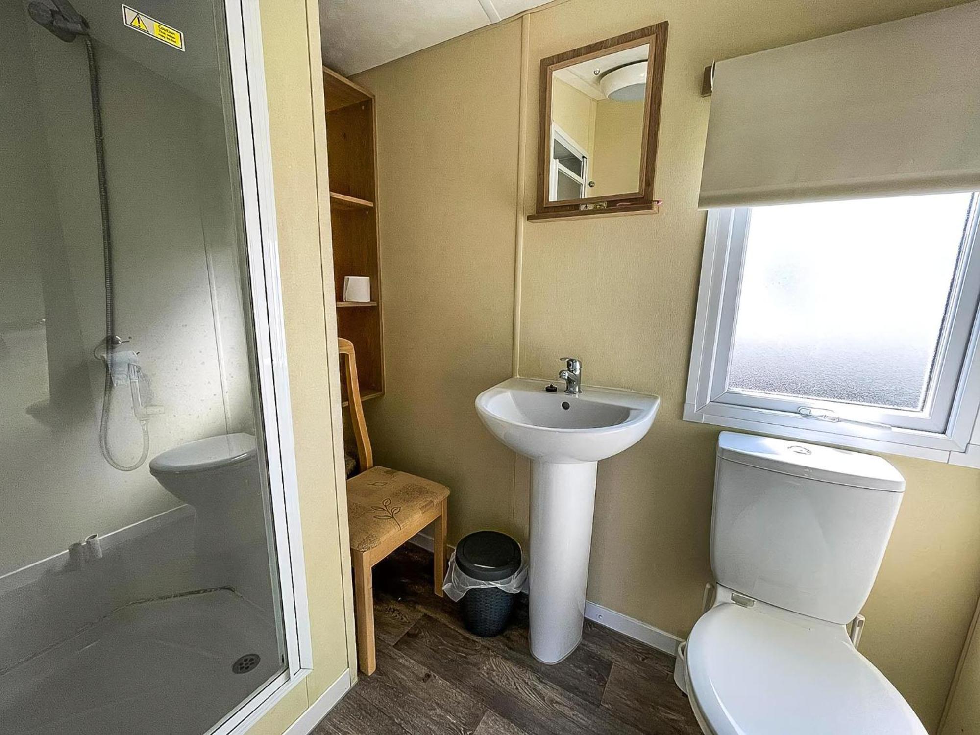 Lovely 6 Berth Caravan At Sunnydale Holiday Park Ref 35375S Louth  Exterior foto