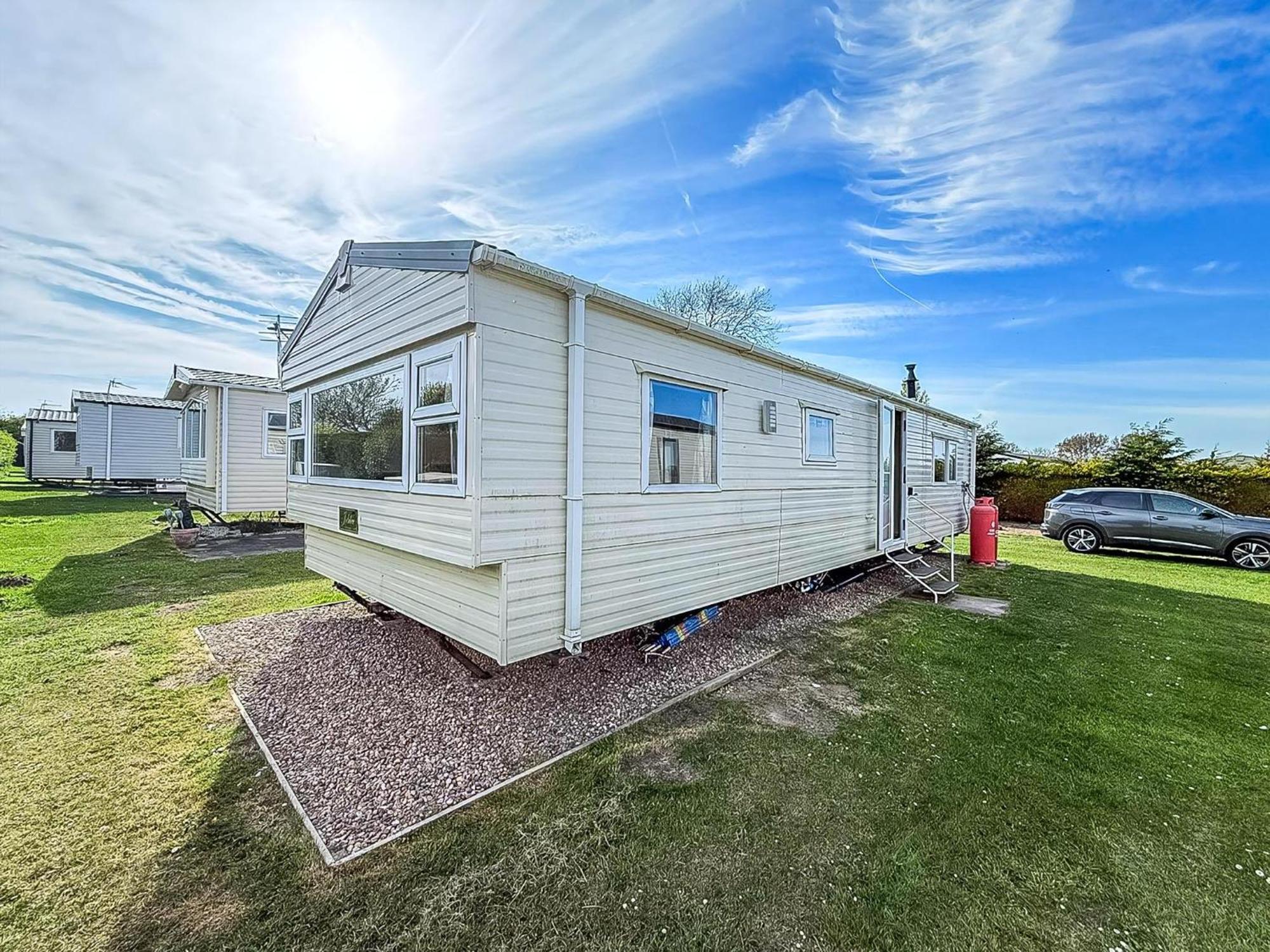 Lovely 6 Berth Caravan At Sunnydale Holiday Park Ref 35375S Louth  Exterior foto